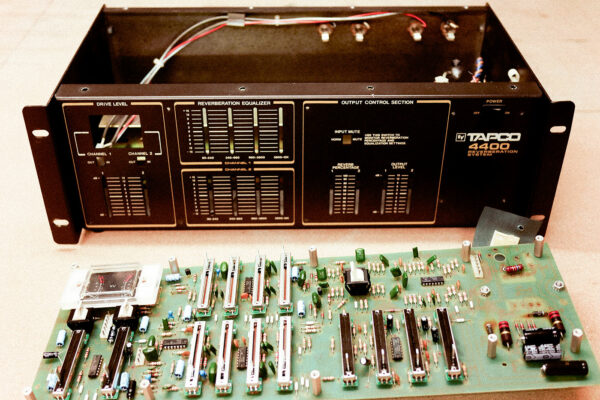 test et nettoyage avant remontage du PCB, tapco 4400